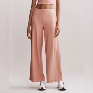 Rhone Womens Ripple Stretch Ribbed Wide Leg Pants Cameo Pink Size Med High Rise